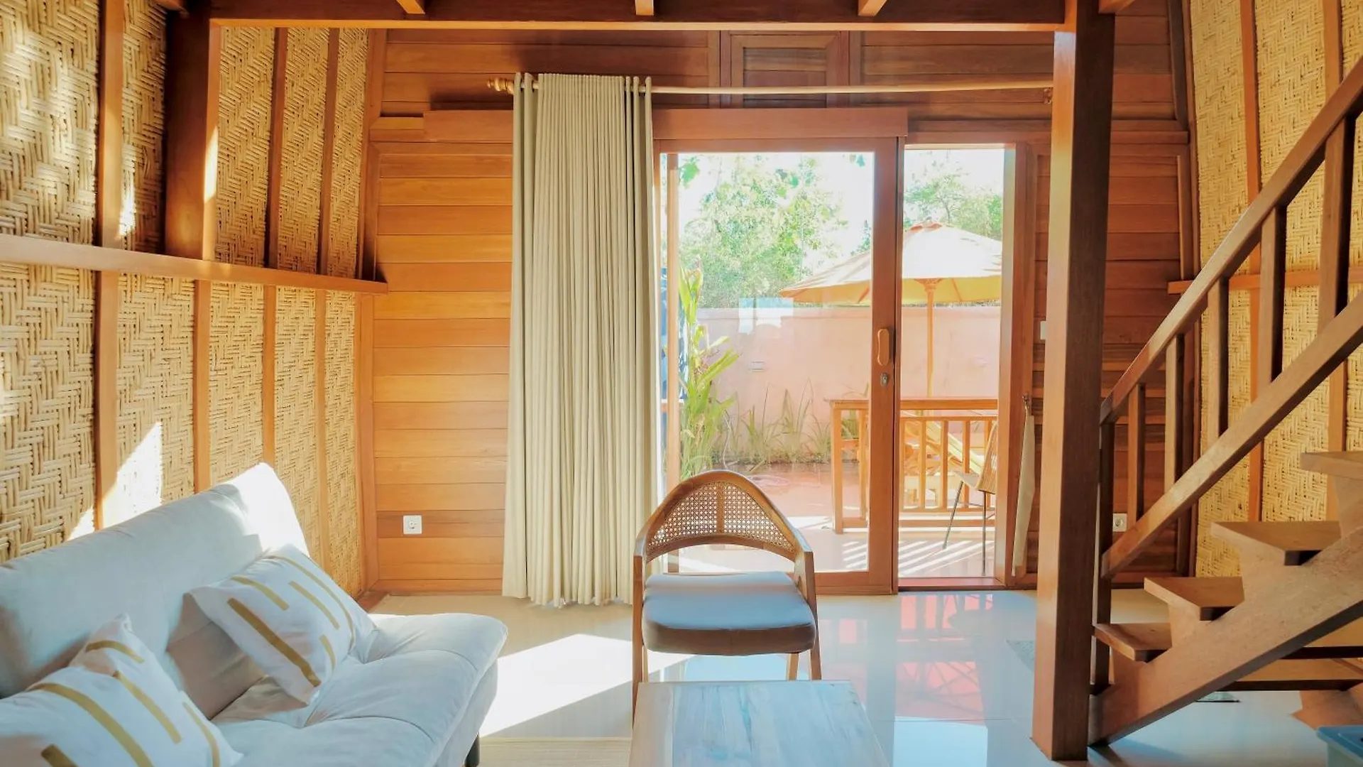 Murna Villa 2, A Modern Balinese Wooden House With 360 Gwk View Ungasan
